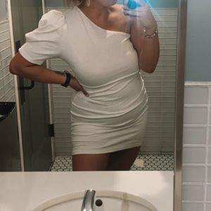 One-shoulder pencil dress